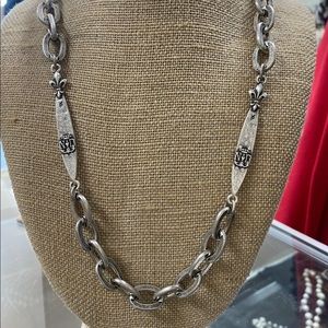 French Kande Lourdes Chain with Twin Swarovski Pointu Pendants